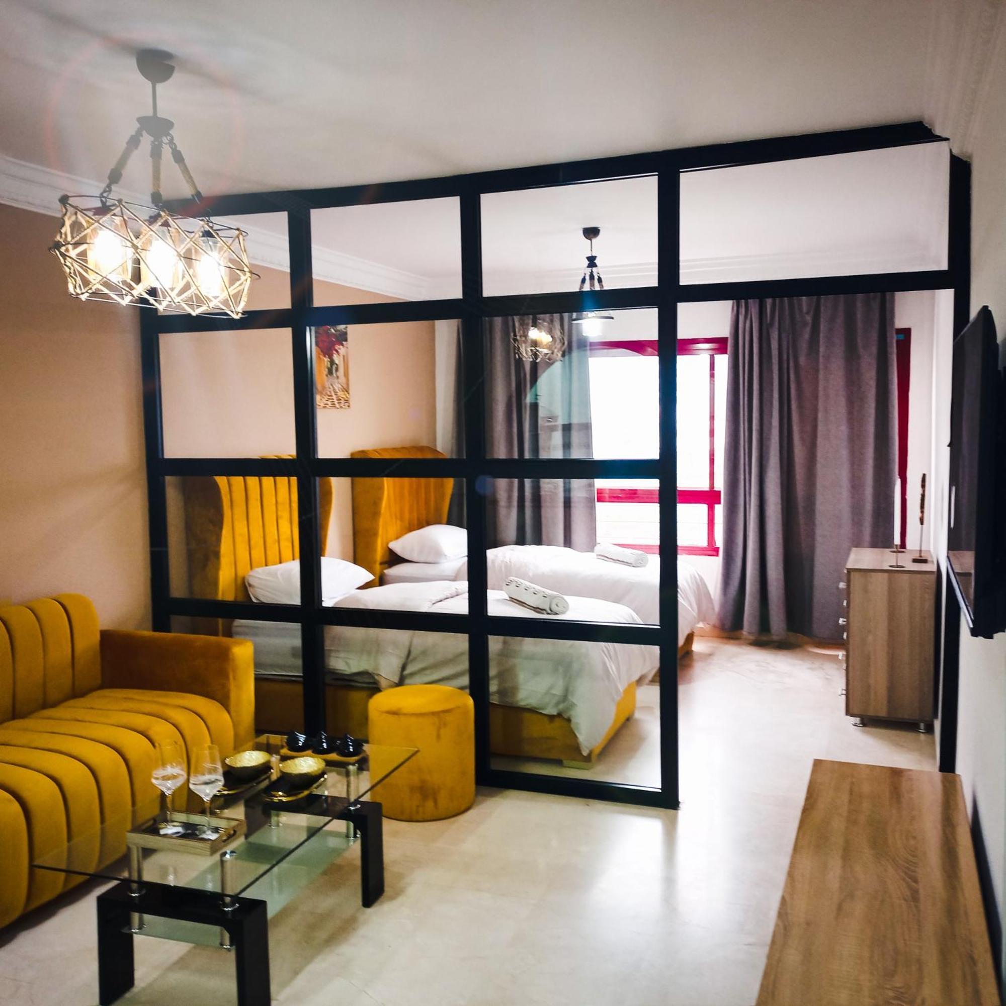 Nouveau Appartement Au Plein Centre Ville En Face Hilton & La Gare De Train Tgv M2 タンジェ エクステリア 写真